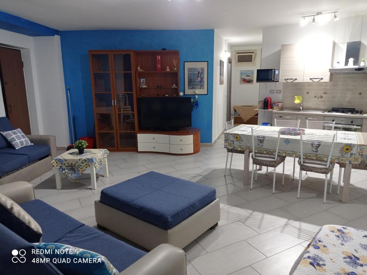 House Roches Noire Apartment จีอาร์ดีนี นักซอส ภายนอก รูปภาพ